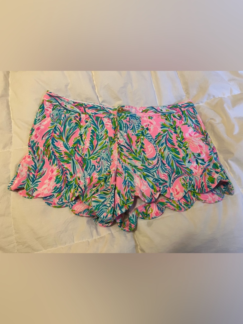 Lilly Pulitzer NWT Pink Floral Scalloped Women’s Shorts